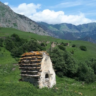 Фото. Гули. Склеп